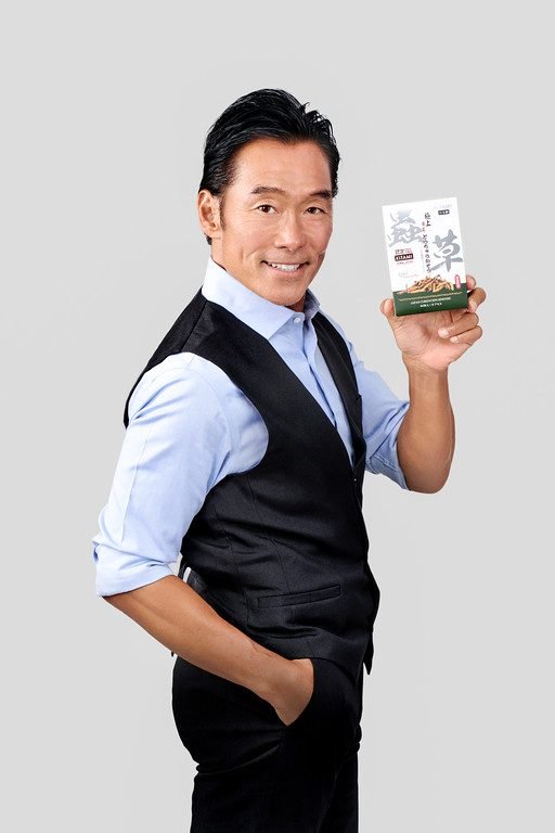 側逆光：兼顧輪廓同面型